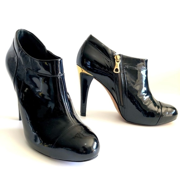 BCBGMAXAZRIA Patent Leather Shootie - Picture 1 of 16